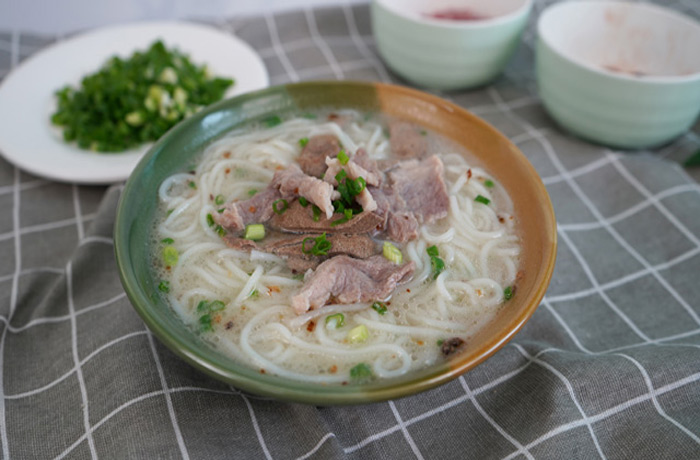 琼结原味汤粉王培训